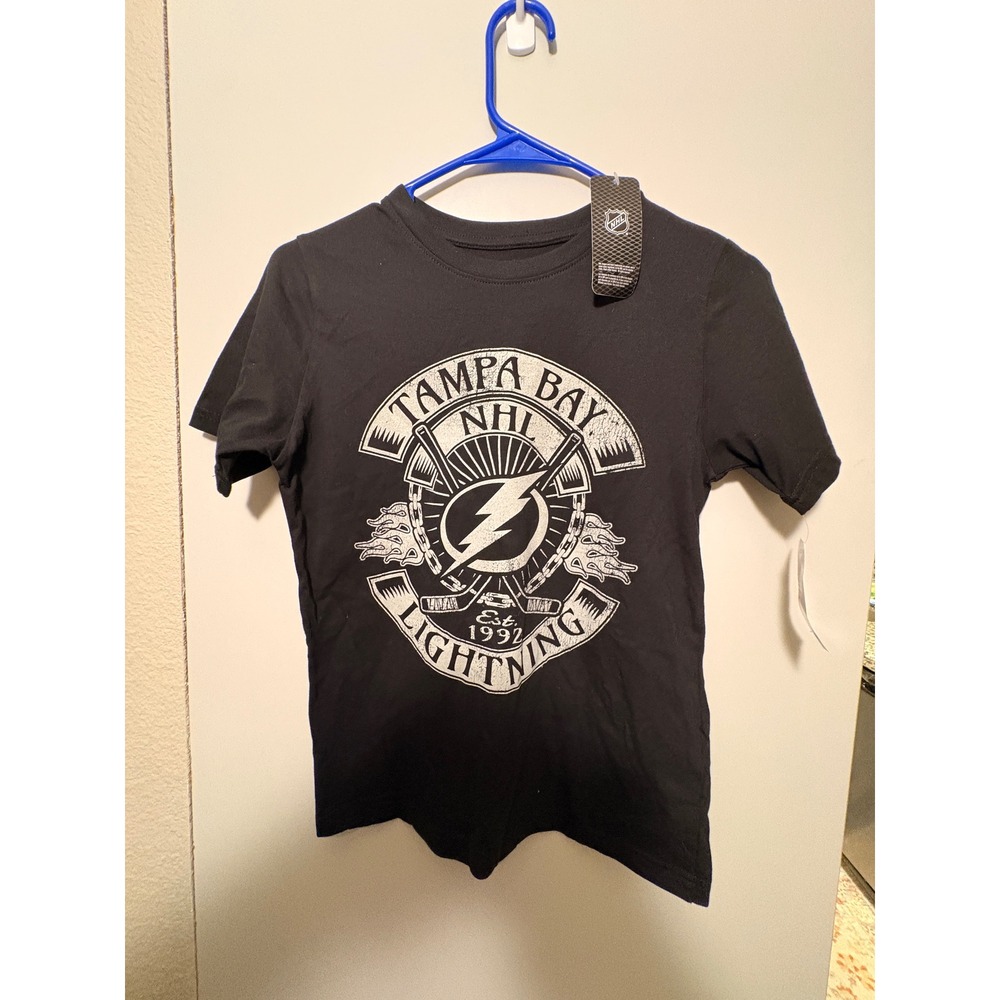 NHL Tampa Bay Lightning Boys Graphic T-Shirt Black Size M 8/10 NWT 9K5BWHD6V-LIG